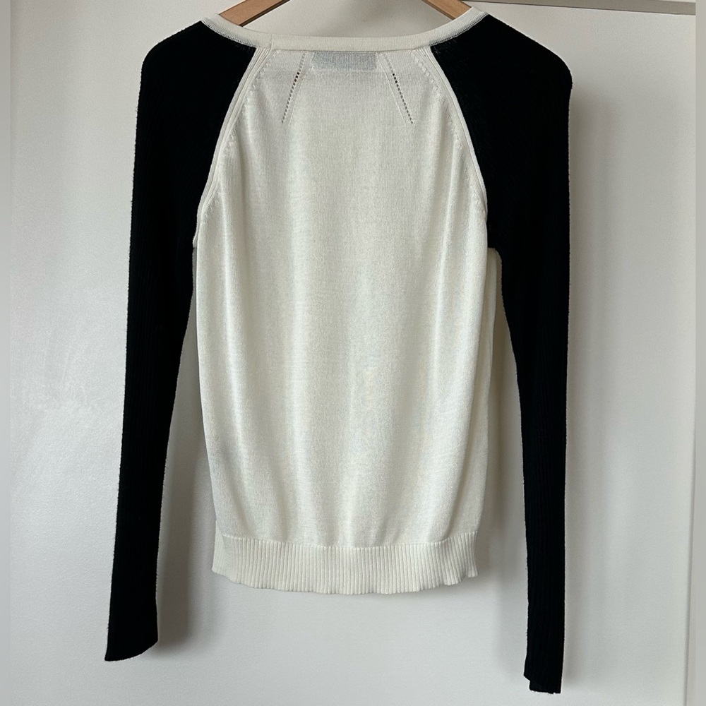 Rag & Bone Colorblock Lightweight Sweater in Cream/Black. Size S - Picture 2 of 13